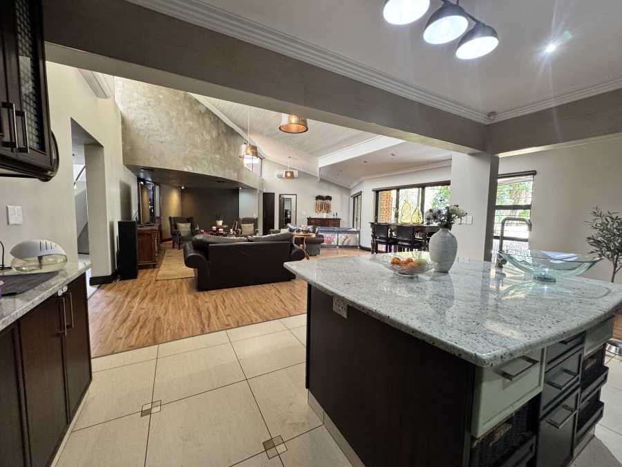 4 Bedroom Property for Sale in Wilkoppies North West